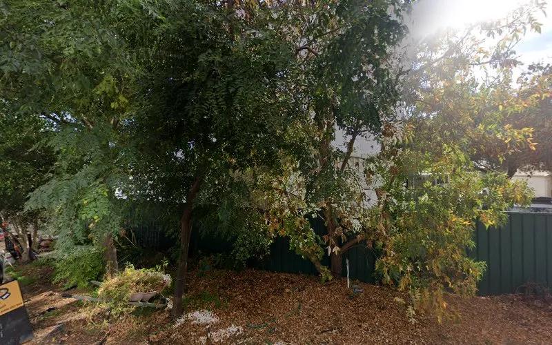 Sunshine Caravans Pty Ltd - Trailer Repair in Evanston