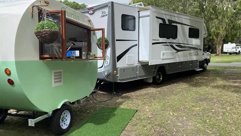 B & B Caravan Service & Repairs - Trailer Repair in Brendale